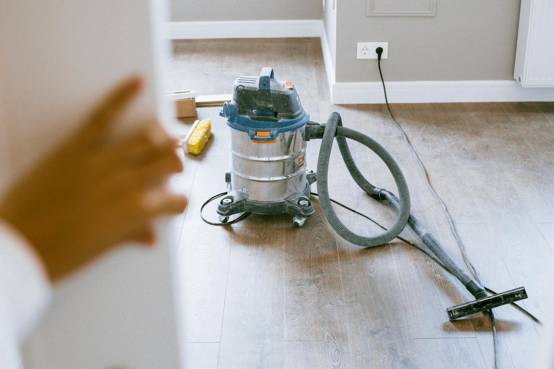 Best Vacuum for Small Apartments 2026: Efficient Cleaning for Tight Spaces
