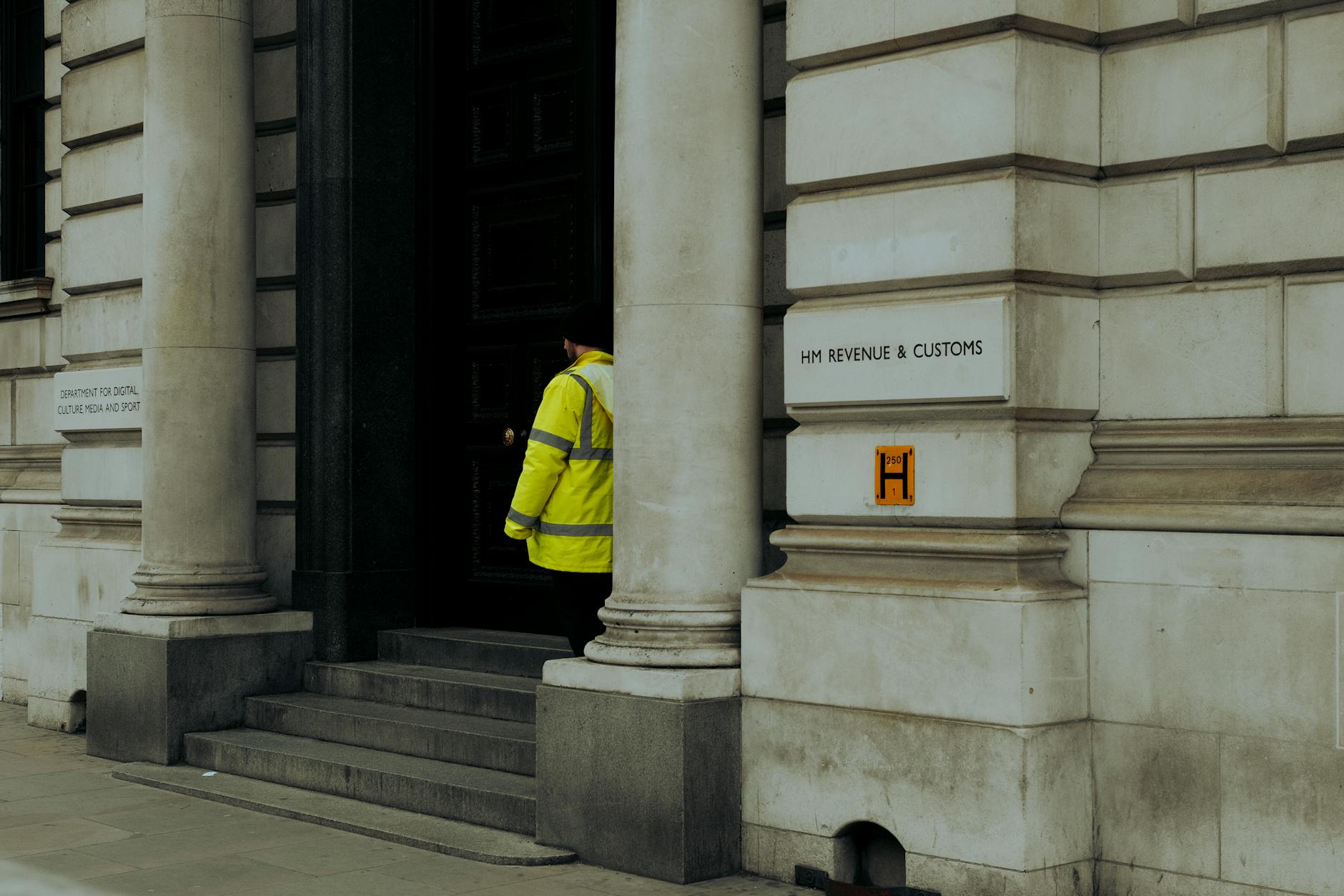 HMRC Home Office Allowance 2026: How to Claim and What You Can Get