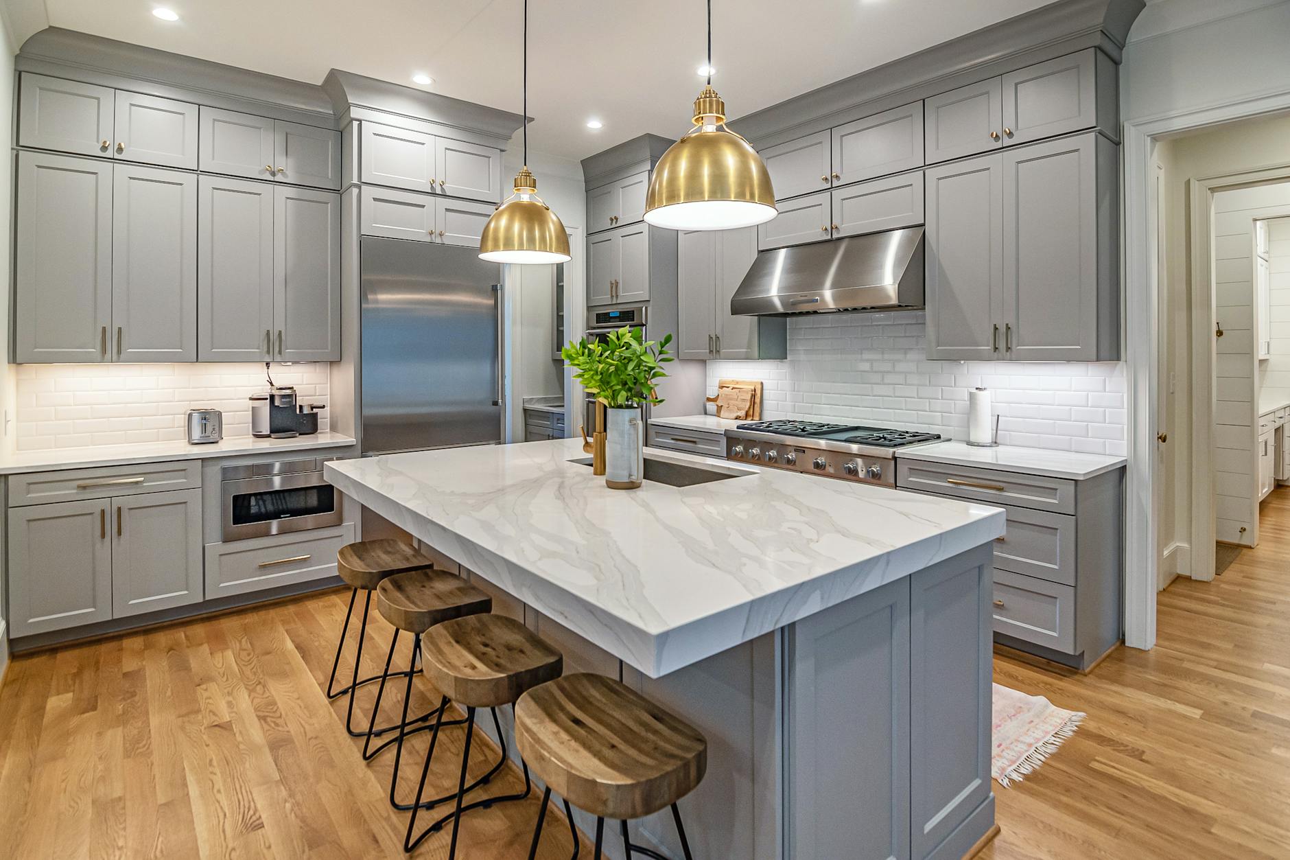 Is a Kitchen Island Worth It in a Small Kitchen? A Cost-Benefit Analysis