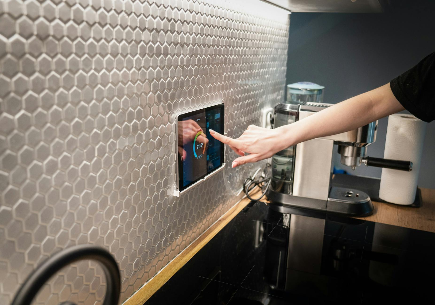 Smart Kitchen Ecosystem Setup Guide: Workflow Efficiency Without the Gadgets