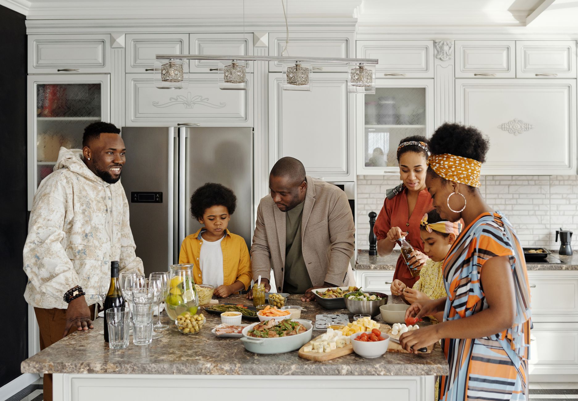 How to Get the Best Deals on Kitchen Appliances — Timing Strategy and Total Cost Guide