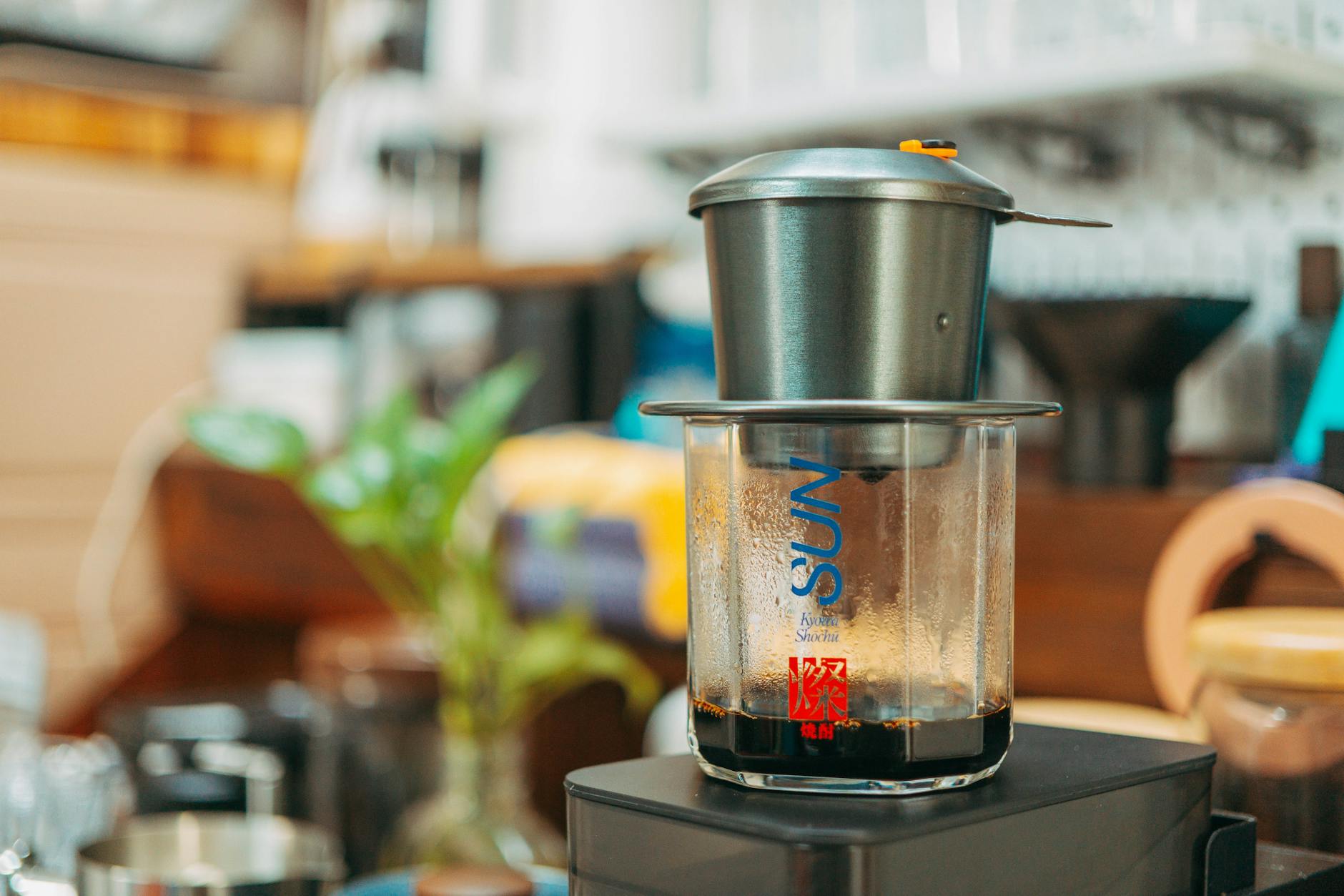 Capsule Coffee vs. Drip Brewer: The Real Cost Breakdown in 2026