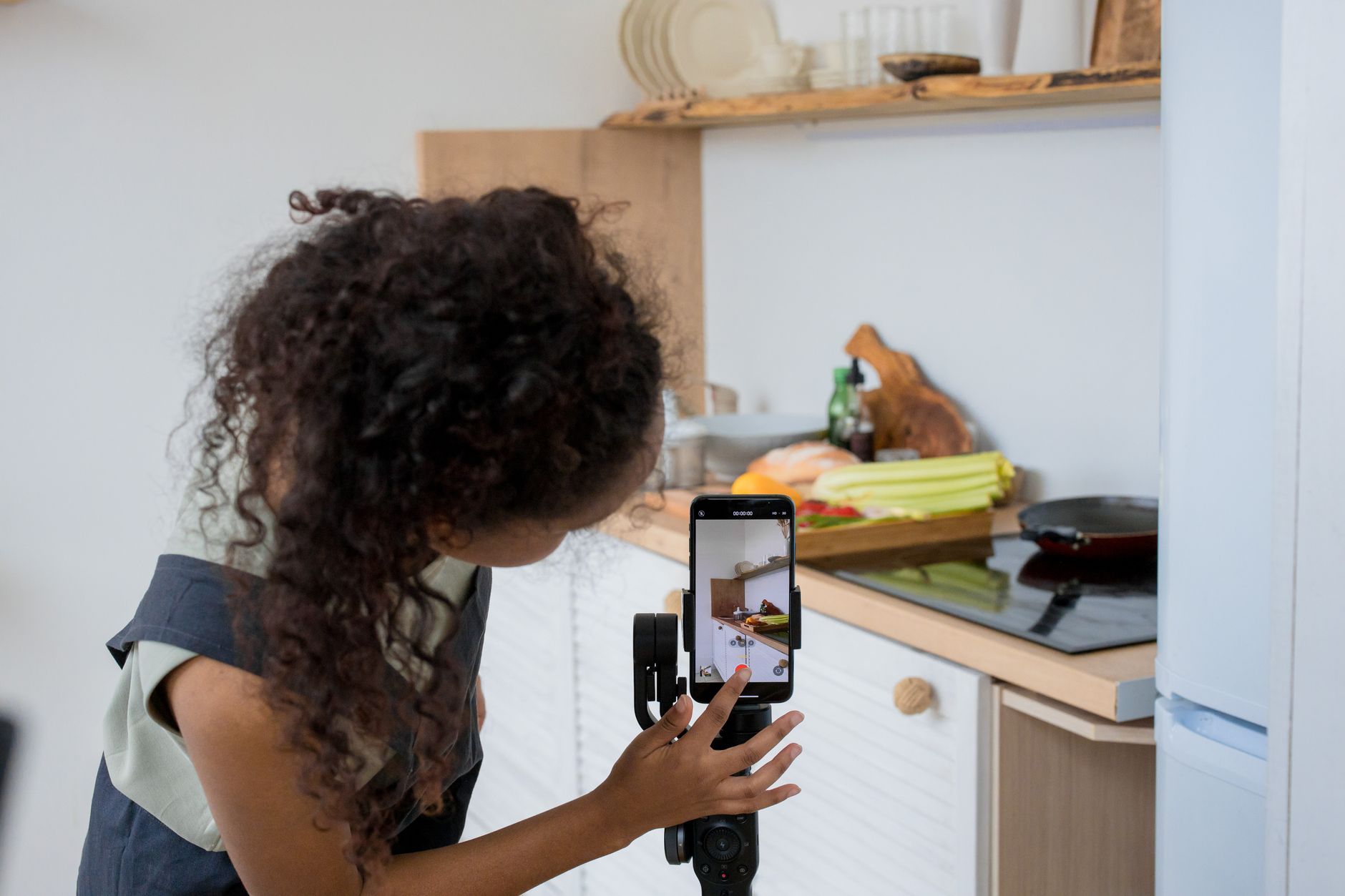 Do Smart Kitchen Appliances Make Homes More Efficient in 2026?