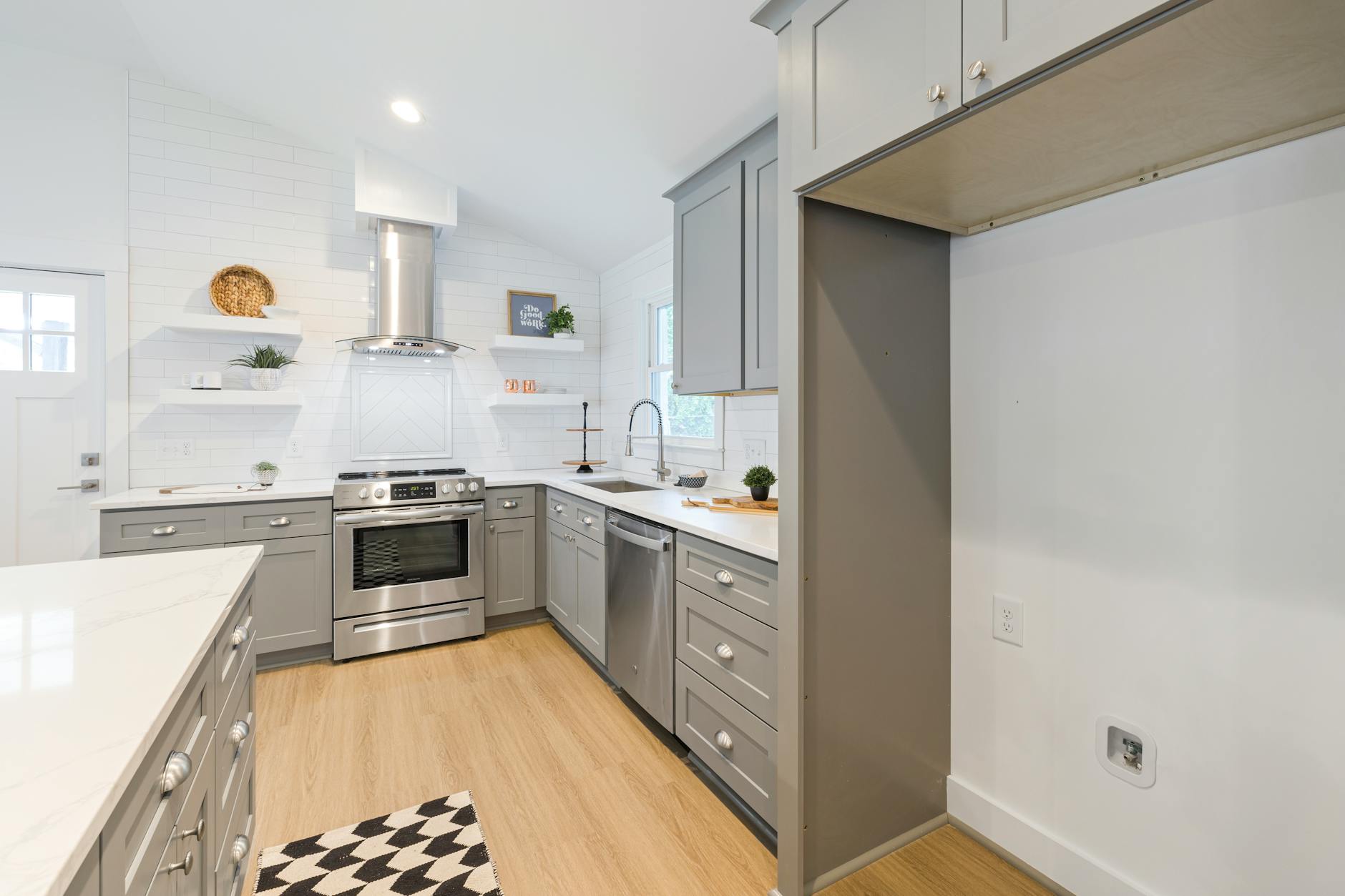 Smart Refrigerators: Honest Cost and Convenience Analysis for 2026 Buyers