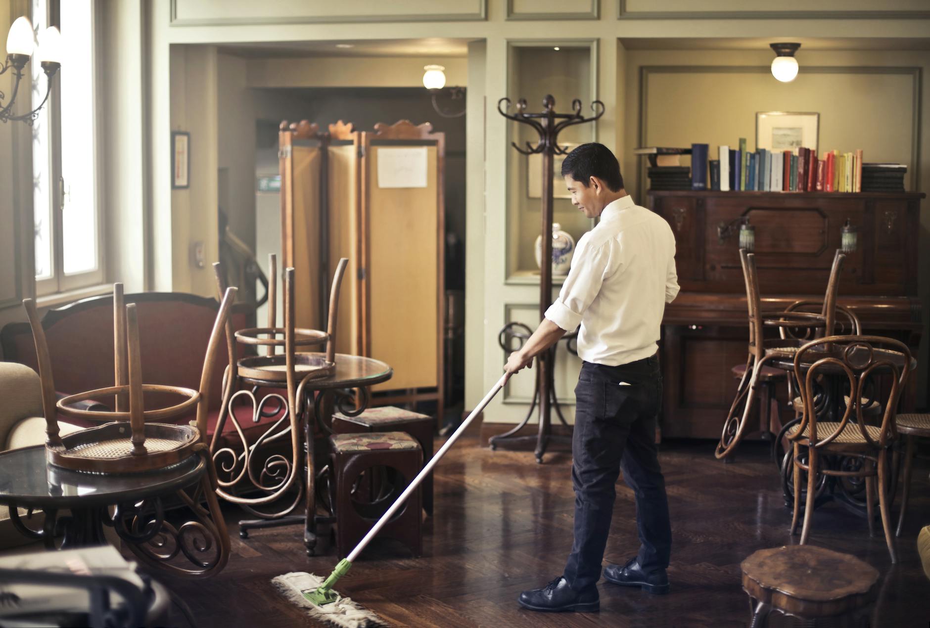 Steam Mops: Are They Really Worth the Investment for Efficient Cleaning?