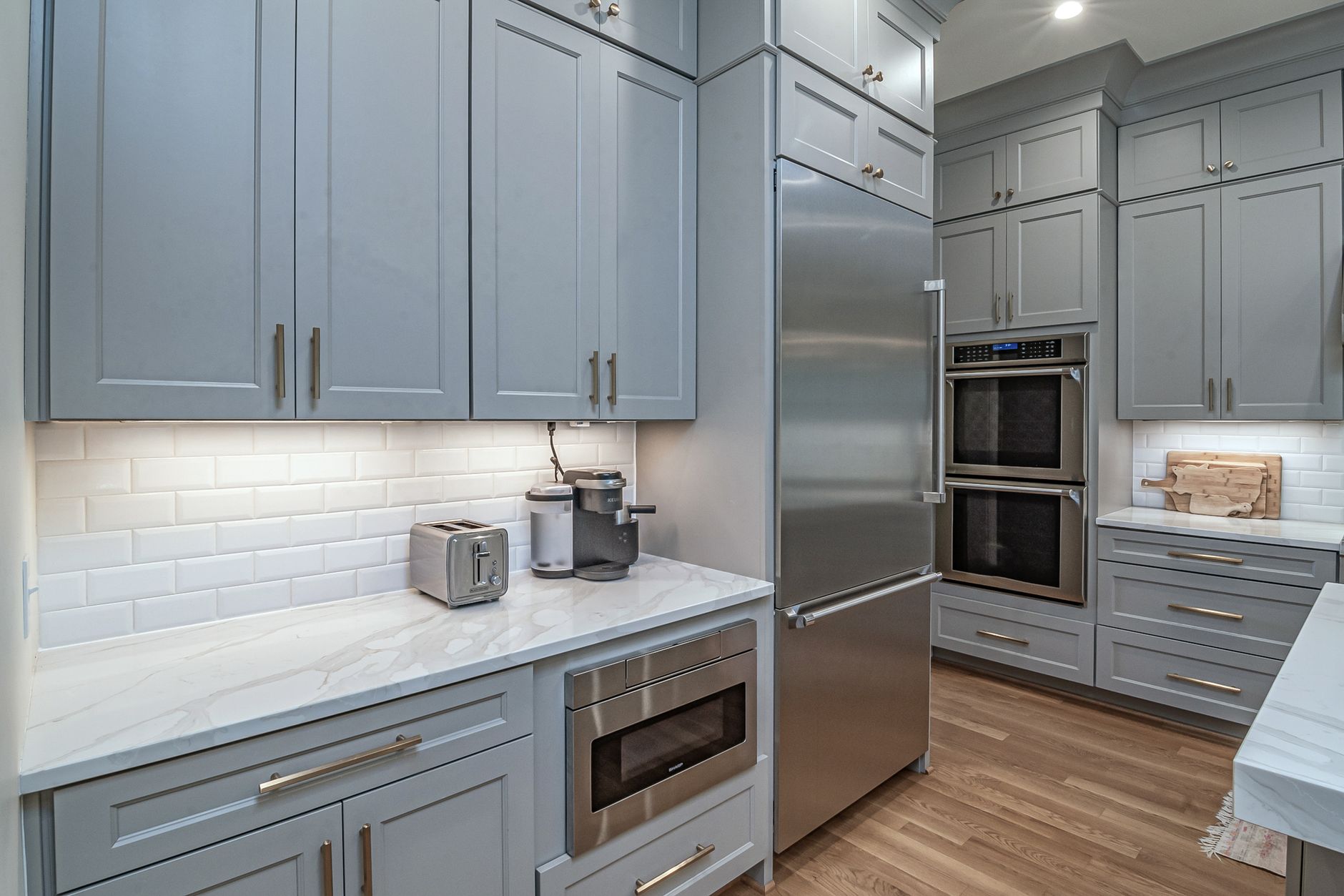Toaster Oven vs. Microwave: Which is More Efficient for Reheating Cooked Food?